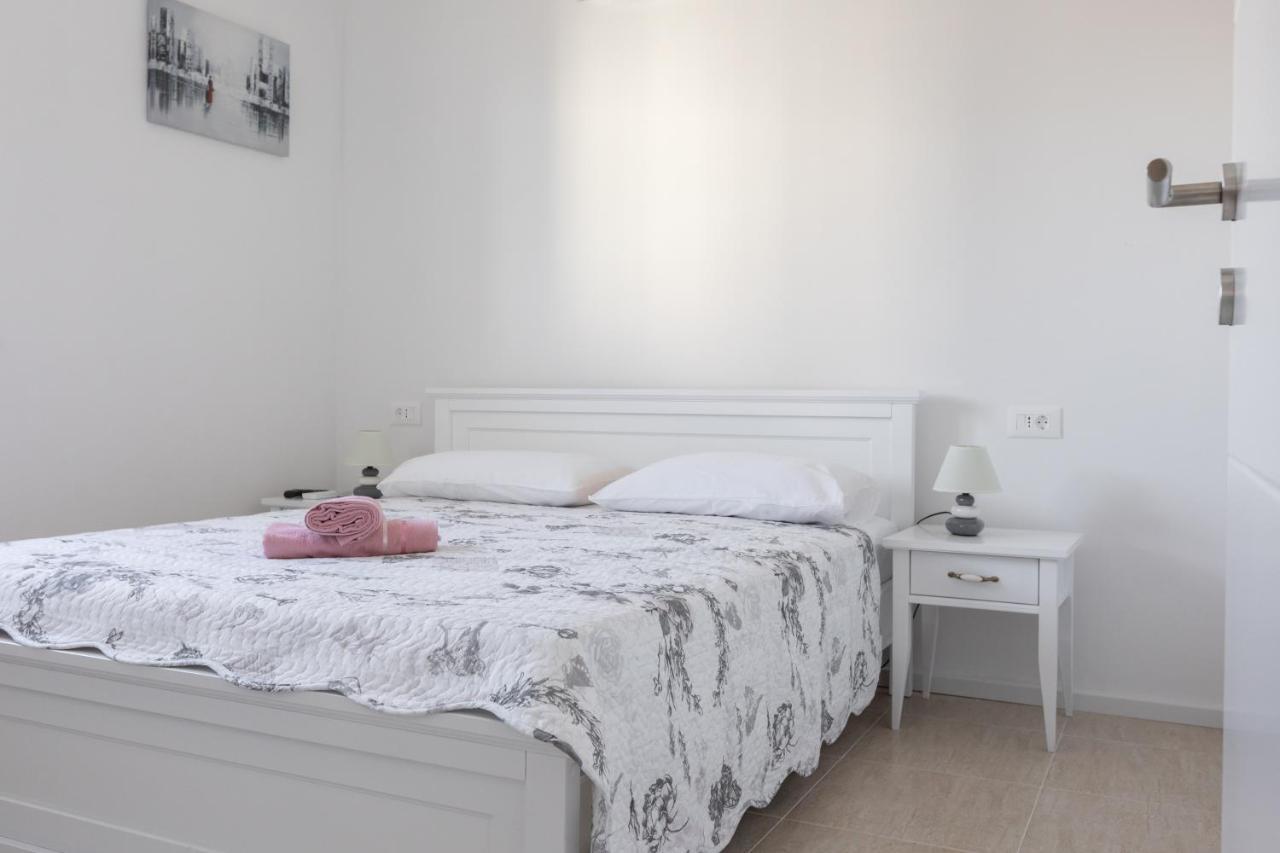 Apartment Oseka マカルスカ エクステリア 写真